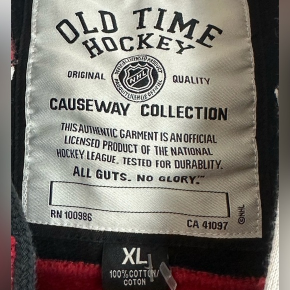 NHL Size XL Old Time Hockey Black and Red Hoodie - Picture 3 of 6